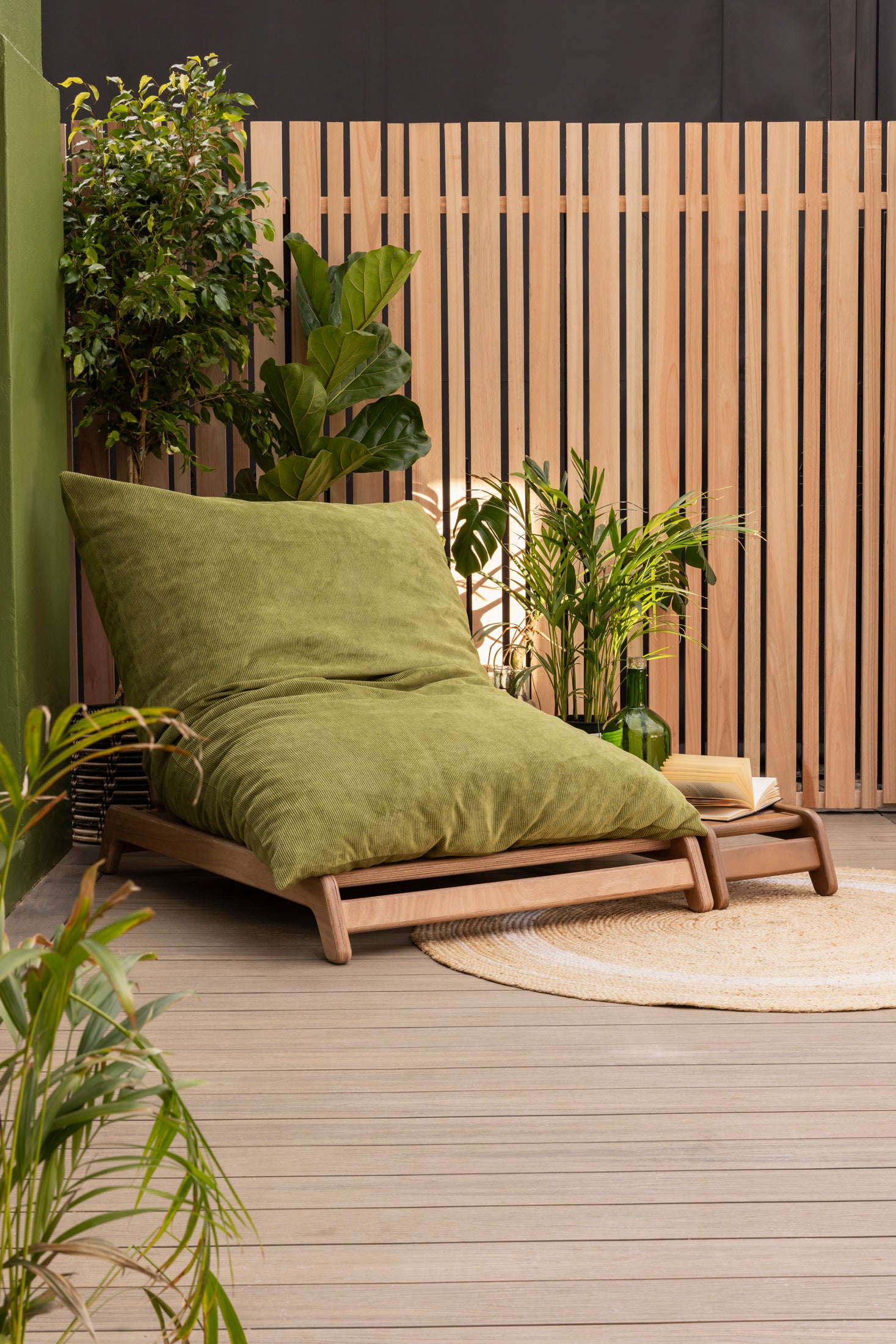 Duduza Lounger