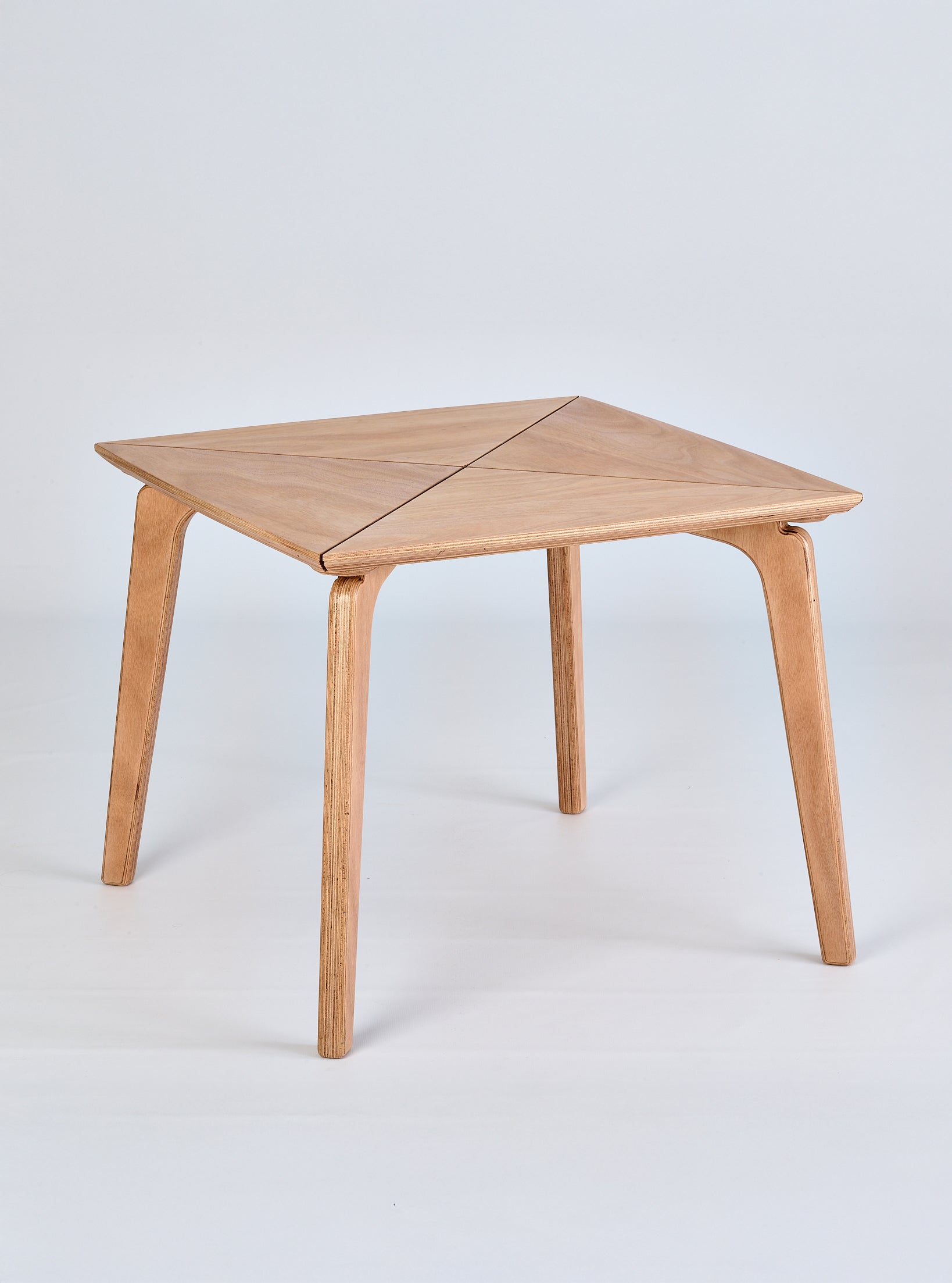 Bawa Cafe Table-thumbmail-3