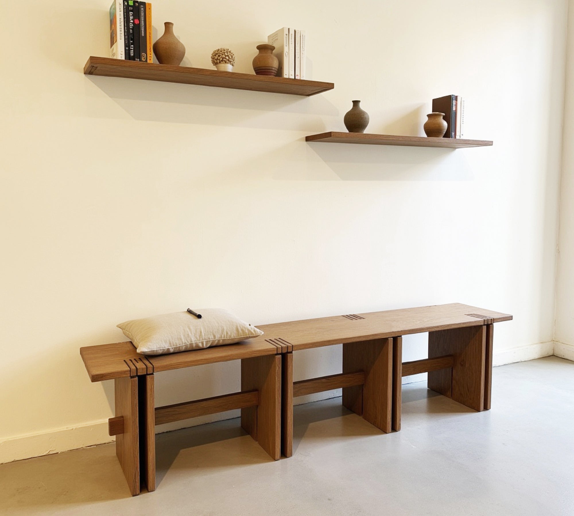 Dinkoro Bench
